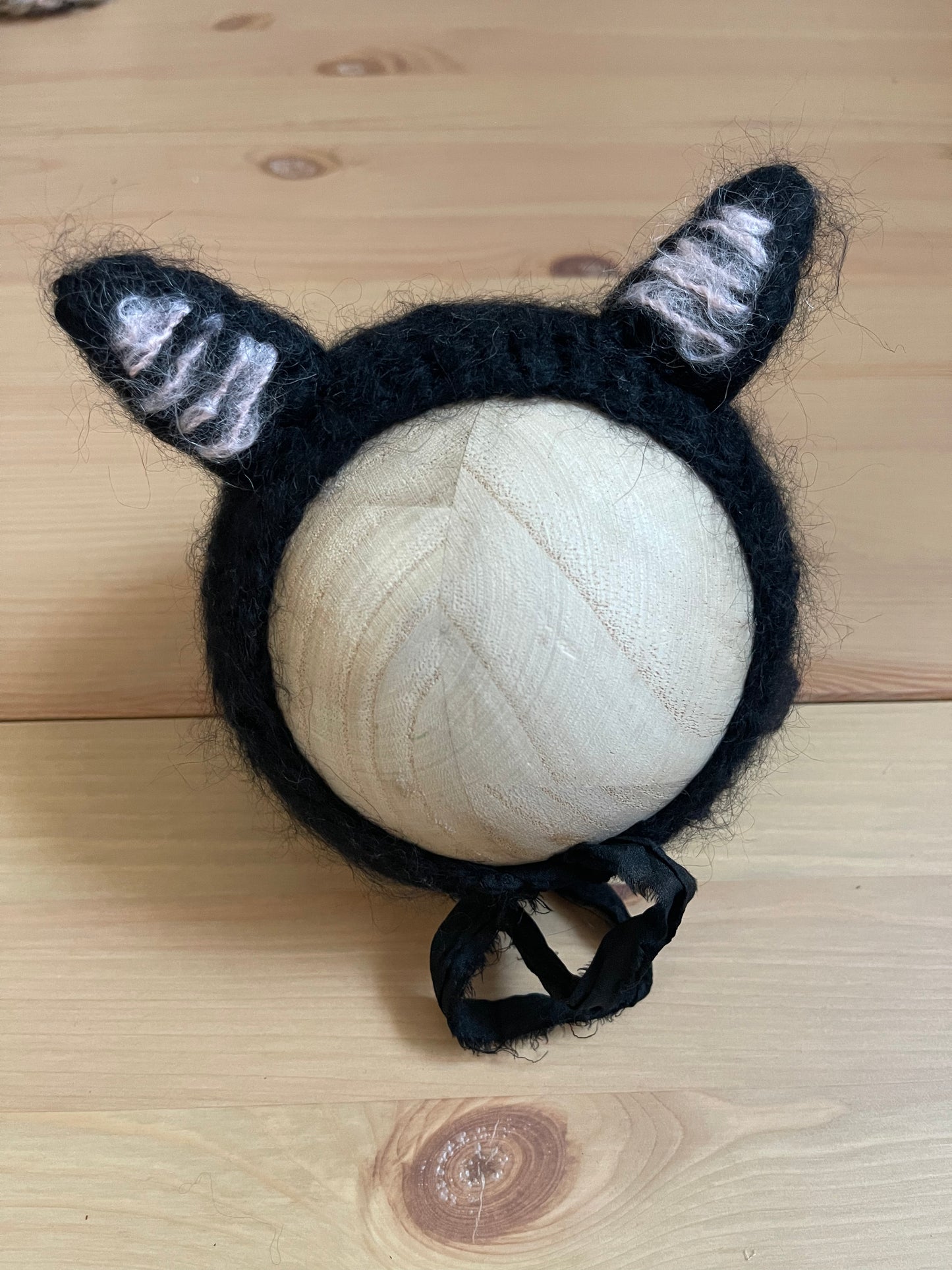 Two crafty mamas black cat bonnet